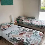 T3 Vue Mer, 2 Chambres, Piscine, Terrasse, Parking Public Gratuit A 150M