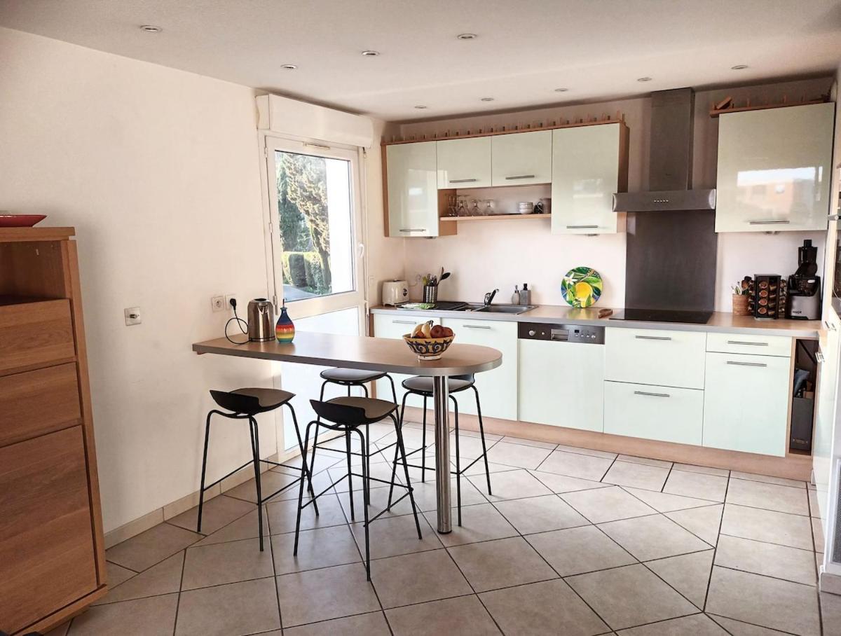 T3 Vue Mer, 2 Chambres, Piscine, Terrasse, Parking Public Gratuit A 150m Apartamento *